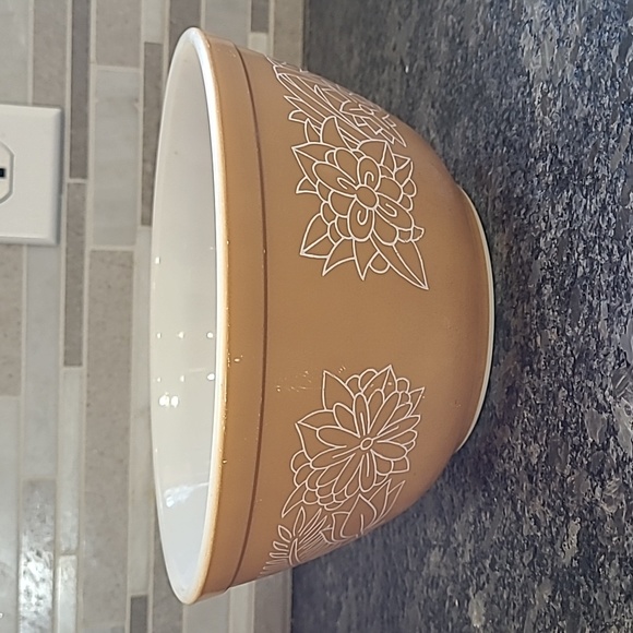 VTG Pyrex Woodland 1.5qt Mixing Bowl - Picture 2 of 7